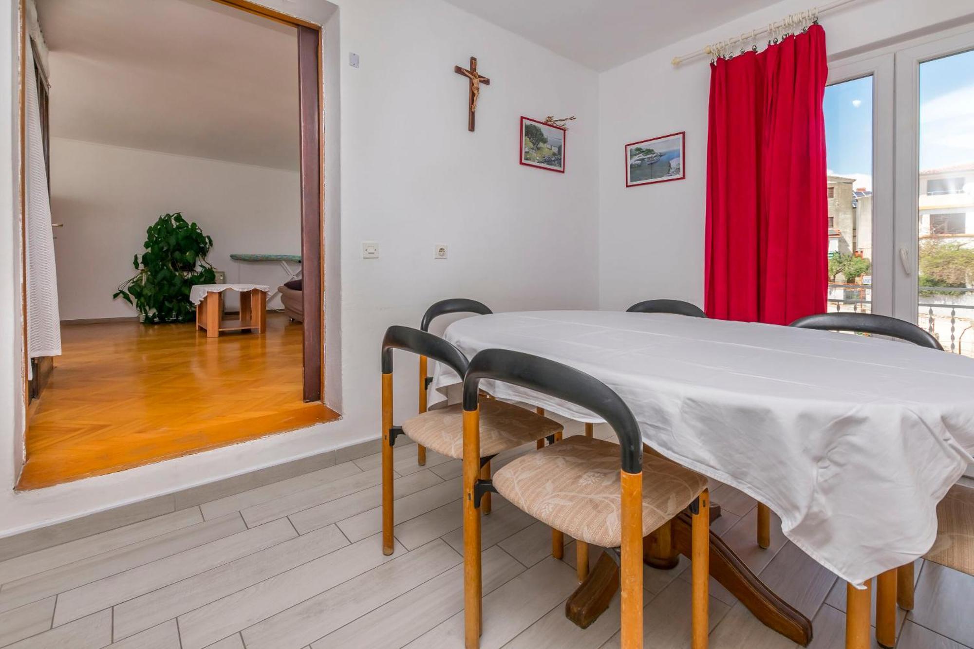 Apartment Jelena Примоштен Екстер'єр фото